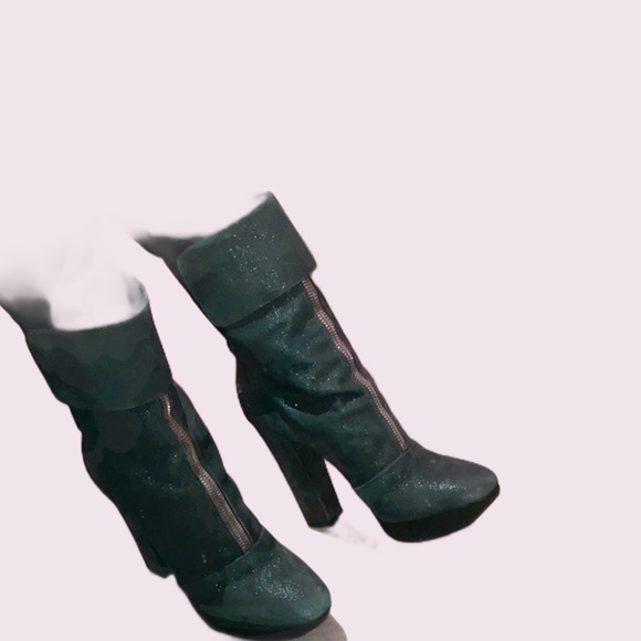 Calvin Klein women’s charcoal calf skin boots with flex sparkle - Picture 2 of 9